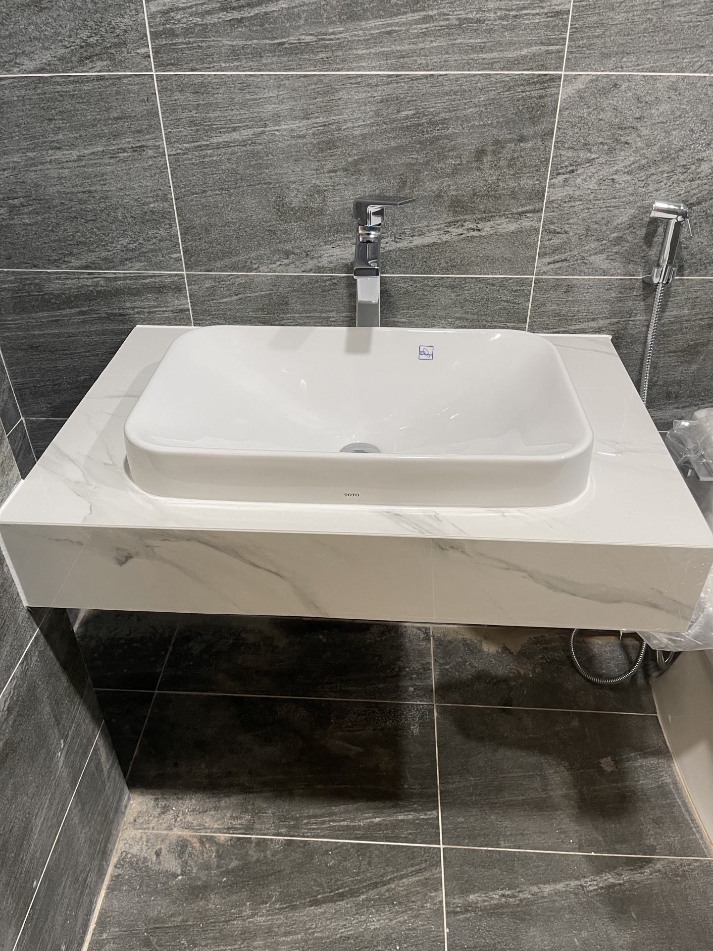 ĐÁ ỐP PHÒNG TẮM 