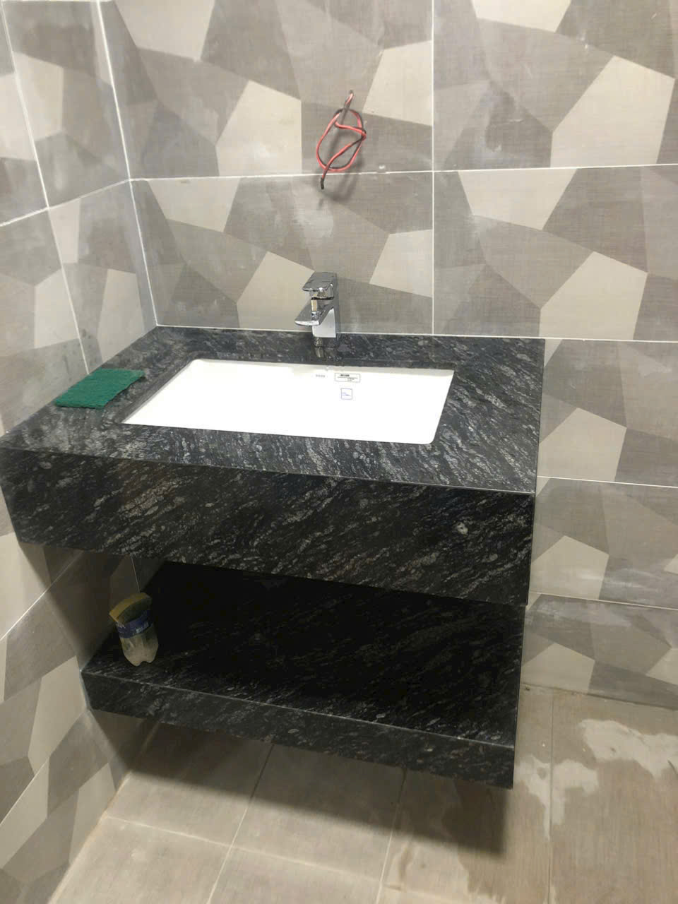 MẪU ĐÁ ỐP PHÒNG TẮM 06